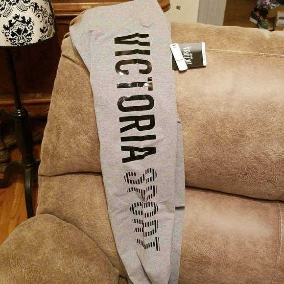 VICTORIA'S SECRET SPORT LEGGINGS - Picture 1 of 2